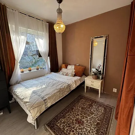 Holiday home Tranquil Close To Downtown *