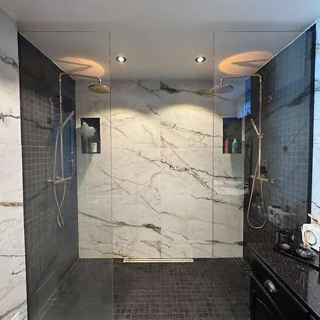 בית נופש Tranquil Close To Downtown קריסטיאנסאנד