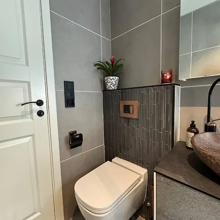 Tranquil Close To Downtown בית נופש *