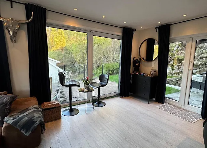 Holiday home Tranquil Close To Downtown *