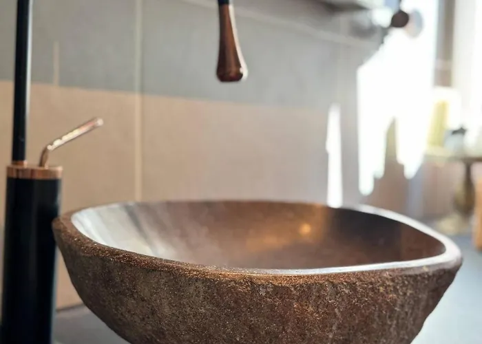 Tranquil Close To Downtown Holiday home