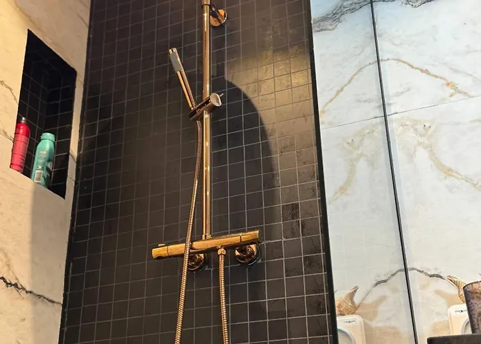 Tranquil Close To Downtown Kristiansand