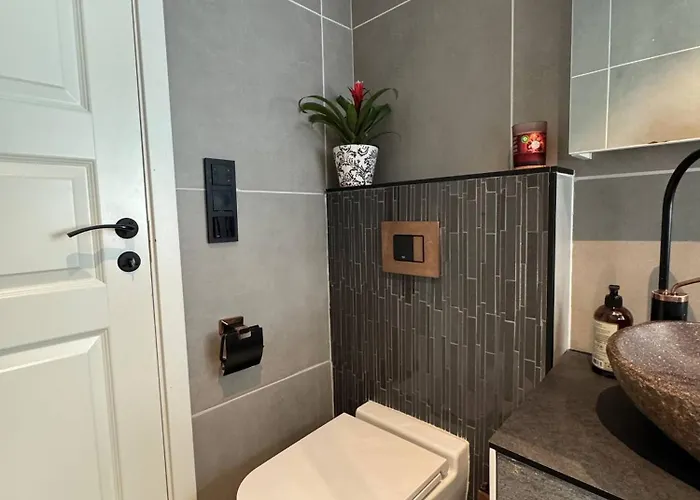 Tranquil Close To Downtown Holiday home *